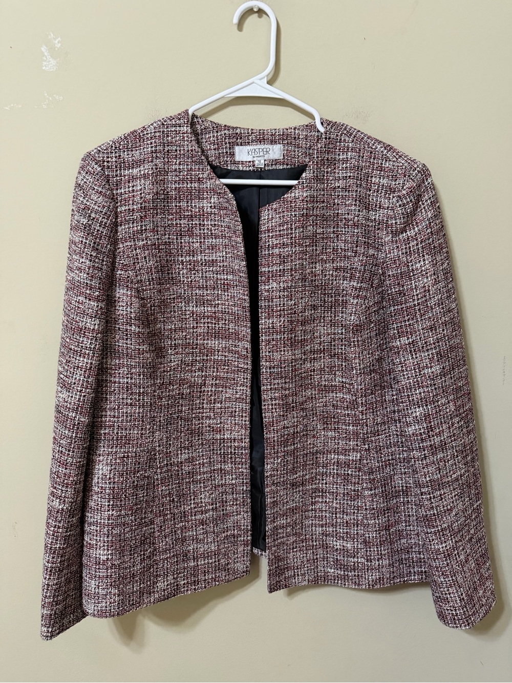 Kasper Women’s Burgundy Tweed Open-Front Jacket 18w plus never worn Classic chic